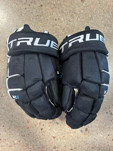 Black Used Junior True xc5 Gloves 12"