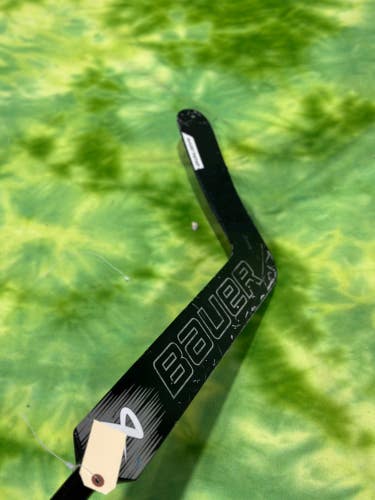 Used Intermediate Bauer Elite Goalie Stick Regular 28" Paddle