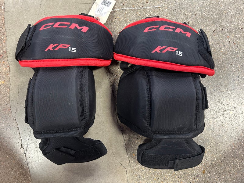 Used CCM KP 1.5 Jr Goalie Knee Guards