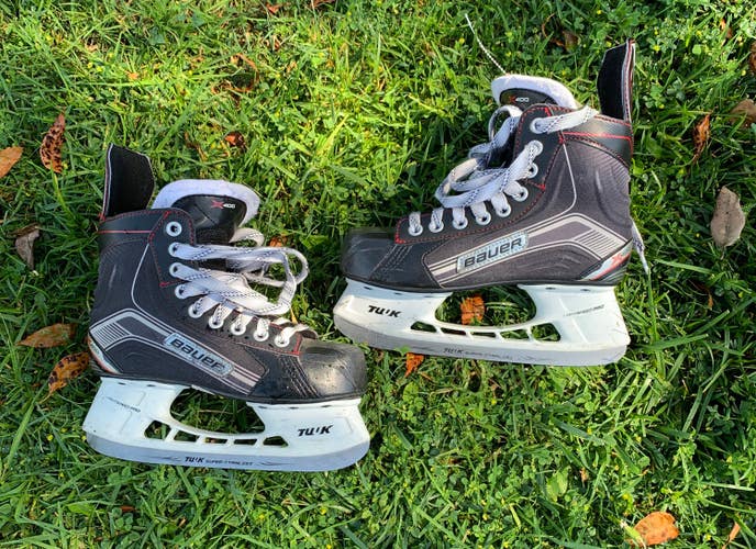 Used Junior Bauer Vapor X400 Hockey Skates (Size 3 D&R)