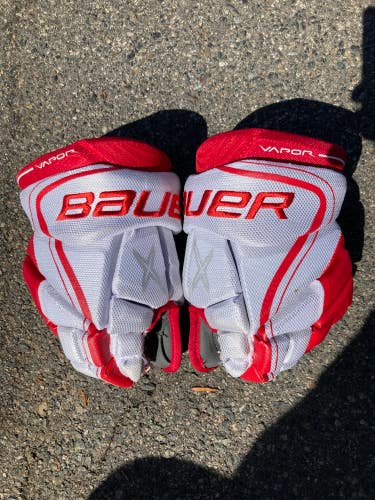 Used Junior Bauer Vapor X800 Lite Gloves 10"