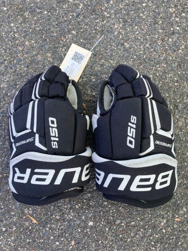 Black Used Junior Bauer Supreme S150 Gloves 10"