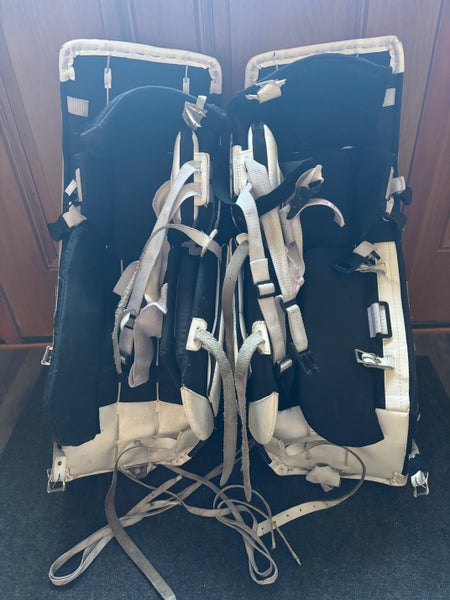 Used 32" Brian's H Series Goalie Leg Pads