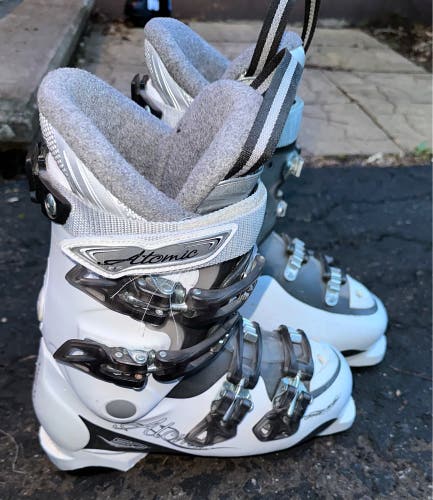 ATOMIC balance 50 Downhill Ski Boots 25.5