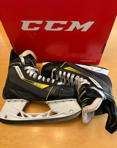 CCM Jetspeed Maxx 2.0 [Senior 8.5] Hockey Skates