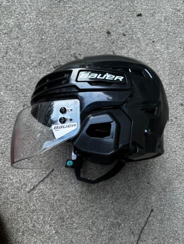 Bauer helmet With Shield