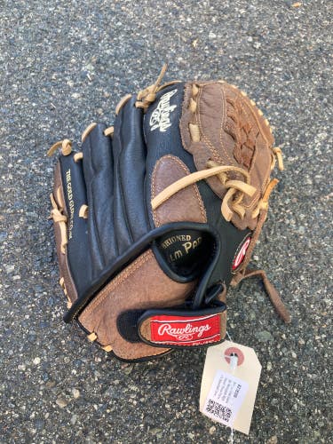 Brown Used Rawlings Renegade Right Hand Throw Pitcher's Baseball Glove 11.5"