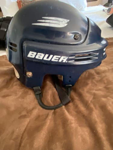 Used Large Bauer 4000 Helmet