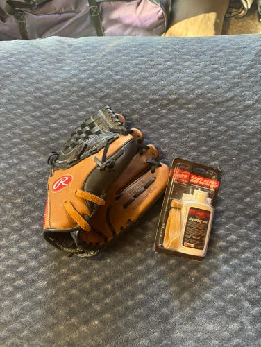 Rawlings Right Hand Throw 12" The Mark of a Pro Baseball Glove + Care Kit