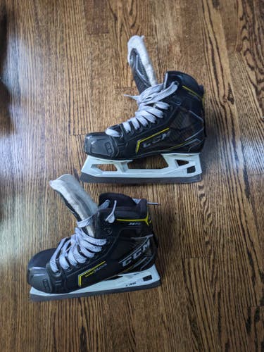 CCM Super Tacks 9370 Hockey Goalie Skates Regular Width Size 3