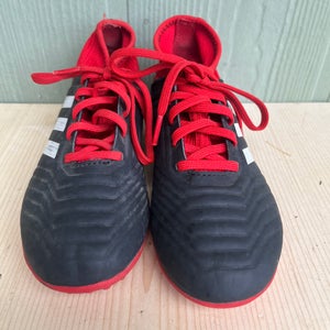 Used Addidas Predator Turf Shoes Size 1 A R3 S4 L1