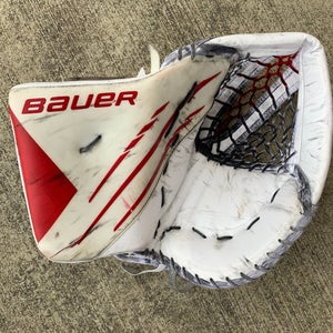 Used Bauer Hyperlite Goalie Glove Regular