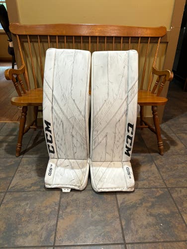 CCM Axis 1.9 Goalie Pads 35” +2