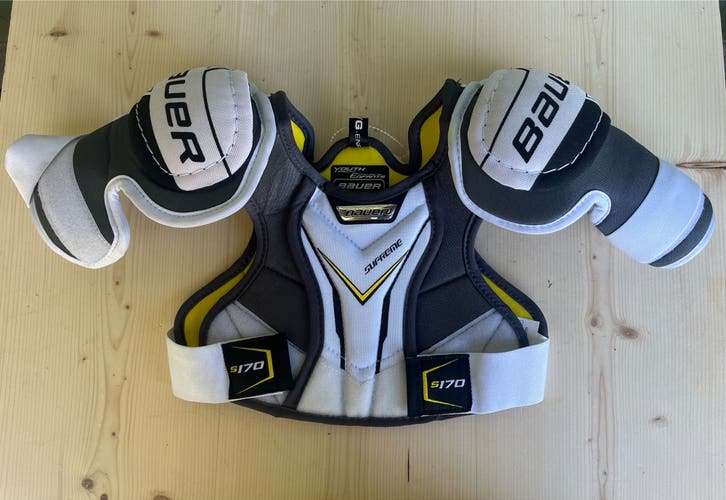 Used Youth Large Bauer Supreme S170 Shoulder Pads A R1 S4 L1