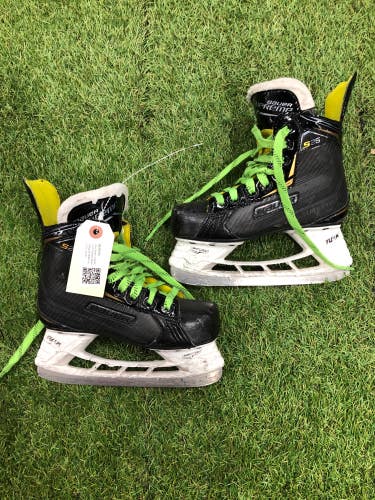 Used Bauer Supreme S25 Hockey Skates Regular Width Size 1.0 - Junior