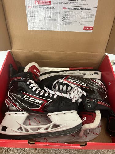 CCM FT2 Skates 7.5
