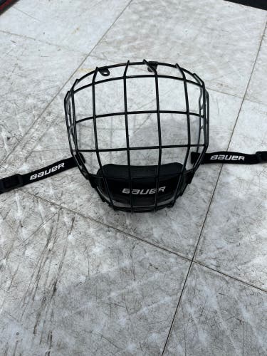 Used Bauer Oreo profile II Hockey cage