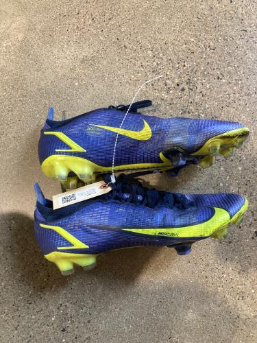 Blue Used Size 11 (Women's 12) Men's Nike Cleats Molded Cleats