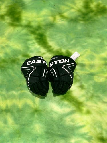 Black Used Junior Easton Stealth 55S Gloves 11"