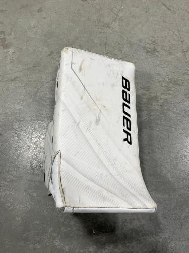 White Used Senior Bauer Supreme 2S Pro Goalie Blocker Regular