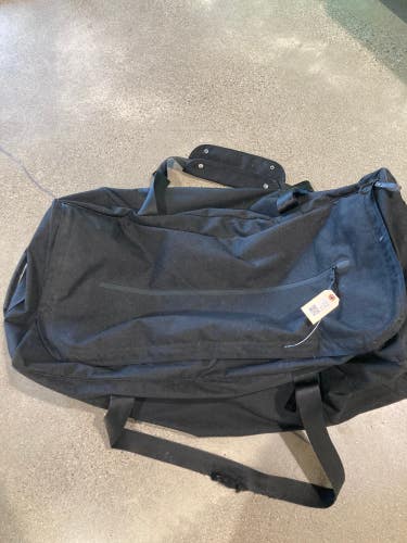 Used Bauer Pacific Rink Bag
