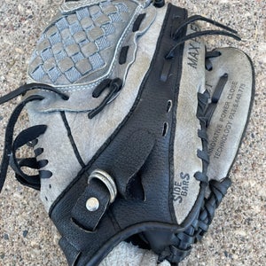 Used Right Hand Throw 10.5" Prospect Baseball Glove