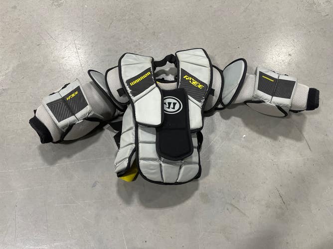 Used Junior Large/Extra Large Warrior Ritual X3E Goalie Chest Protector