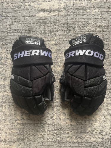 Sherwood Rekker Legend Pro Hockey Gloves 14