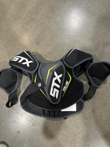 Used Small Youth STX Stallion 50 Shoulder Pads