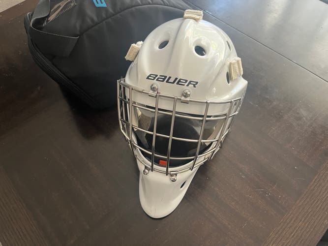 Bauer 940 goalie mask