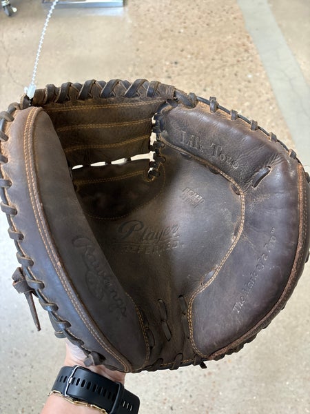 Brown Used Rawlings Player Preferred Right Hand Throw Catcher's Baseball Glove 33"