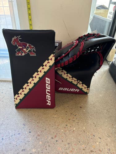 New Senior Bauer Hyperlite Goalie Glove & Blocker Full Right Pro Stock