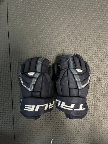 True Hockey gloves