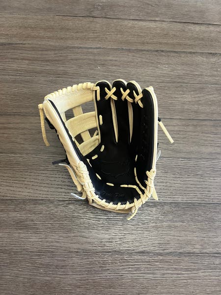 New Custom 44 Pro Signature Series 12.75” H Web | SidelineSwap