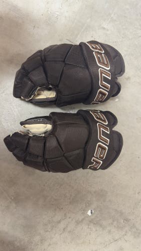 Chilliwack BCHL Gloves