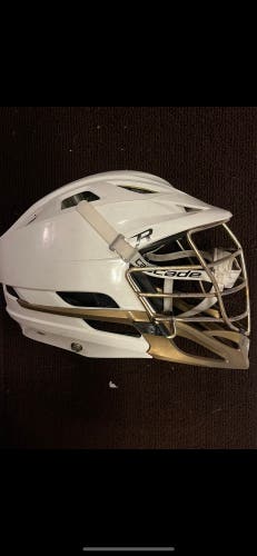Lacrosse helmet cascade r