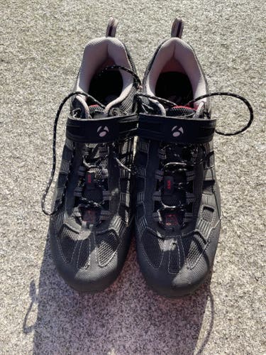 Used Adult Size 12 (Women's 13) Bontrager Cycling Shoes