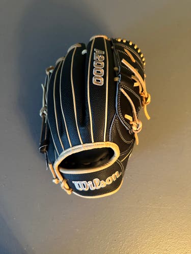 Used Right Hand Throw 12" A2000 Baseball Glove