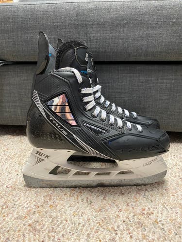 Used Senior True Wide Width  Pro Stock 9 Pro Custom Hockey Skates