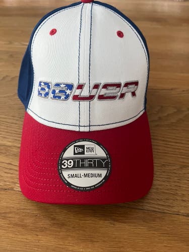 Bauer Hockey New Era 39thirty USA American flag fitted hat S/M