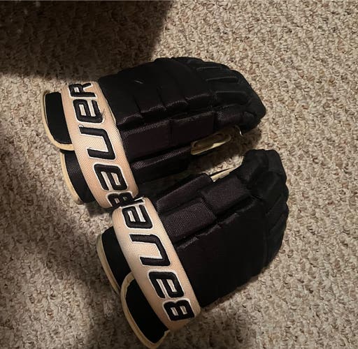 Muskegon Lumberjacks Bauer 14” Nexus Gloves