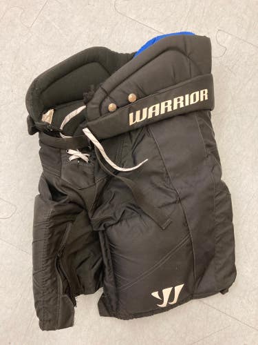 Used Junior Large Warrior Covert QRE 30 Hockey Pants