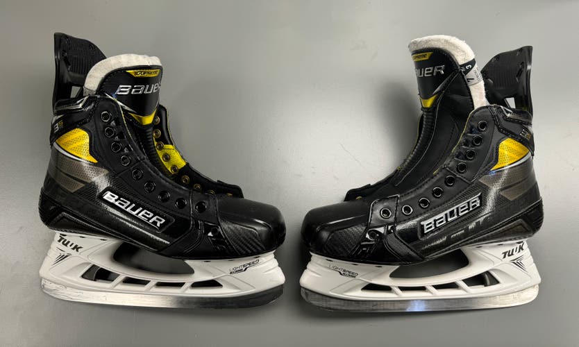 Used Senior Bauer 7 Supreme 3S Pro Hockey Skates