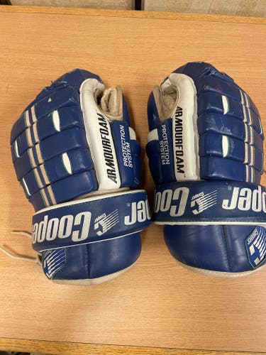 Vintage Cooper Hockey Gloves