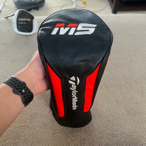 Taylormade m5 driver head cover