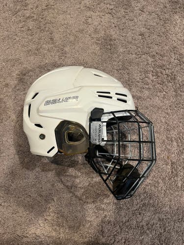 White Bauer Helmet RE-AKT 125