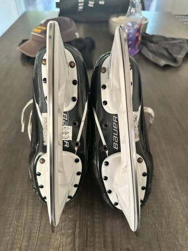 Bauer Supreme Mach skates