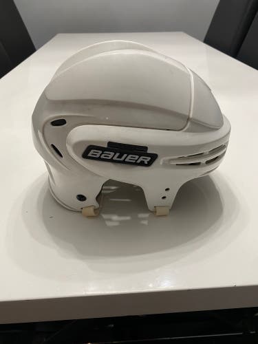 New Medium Bauer 5100 Helmet