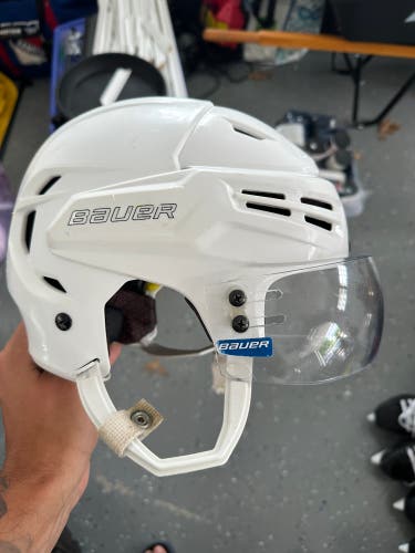 White Pro Stock Bauer Re-Akt Helmet & Visor Medium