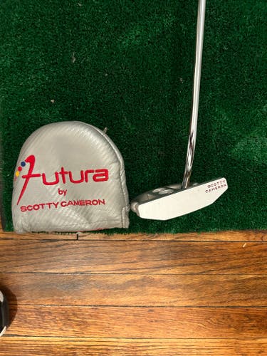 Red New Men's Scotty Cameron Mallet Futura Right Handed Putter 35"